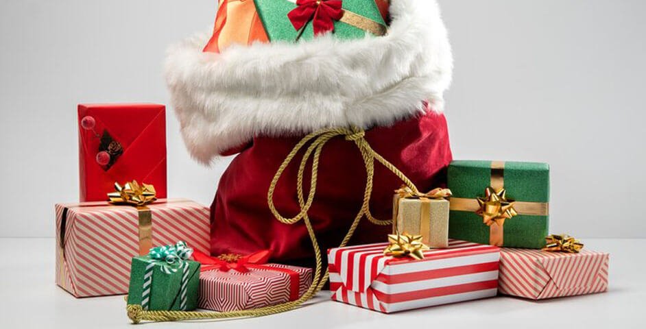 ▷❤️ ¿Dónde donar esta Navidad y qué cosas se pueden regalar? ❤️  